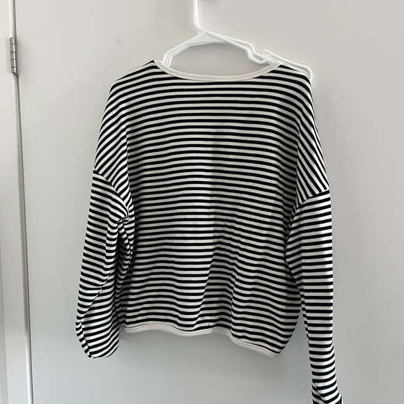 Rihoas Striped Sweater - Picture 4 of 4